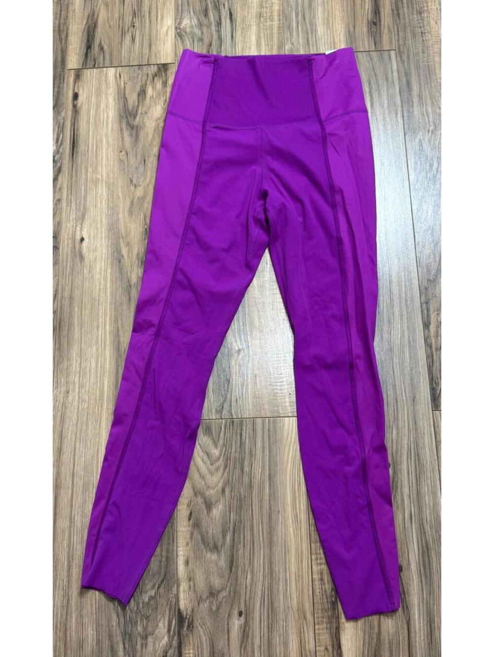 Nike Yoga Luxe Women's High-Waisted 7/8 Matte Shine Training Leggings $100